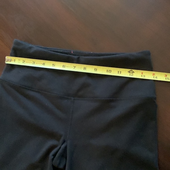 Victoria’s Secret Sport athletic workout black capris leggings, Women size Small - Picture 10 of 12